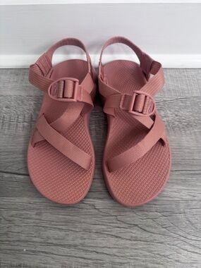 Chaco Z/1 Classic Sandals Women’s Size 7- Dusty Rose / Mauve Pink